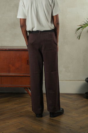 Noir Sur Blanc Men Trousers Coffee